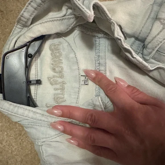 Light Denim Sleeveless Vest - Picture 3 of 3